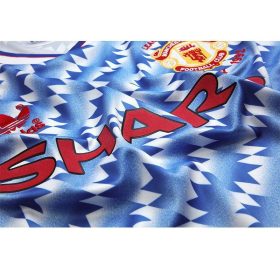 Retro Manchester United 1990/92 Away Jersey - Image 4
