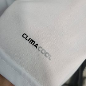 Retro Real Madrid 2009/10 Home Long Sleeve Jersey - Image 4