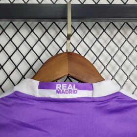 Real Madrid 2016/17 Away Kids Kit - Image 8