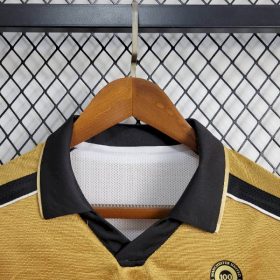 Retro Manchester United 2001/02 Centenary Reversible Away And Third Jersey - Image 3