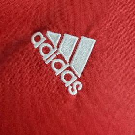 Retro Manchester United 2016/17 Home Jersey - Image 5