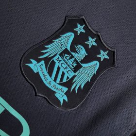 Retro Manchester City 2015/16 Away Jersey - Image 5