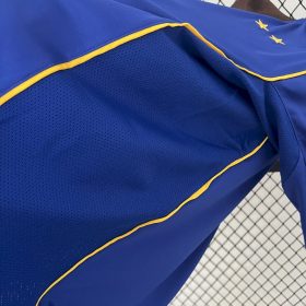 Retro Juventus 2004/05 Away Jersey - Image 9
