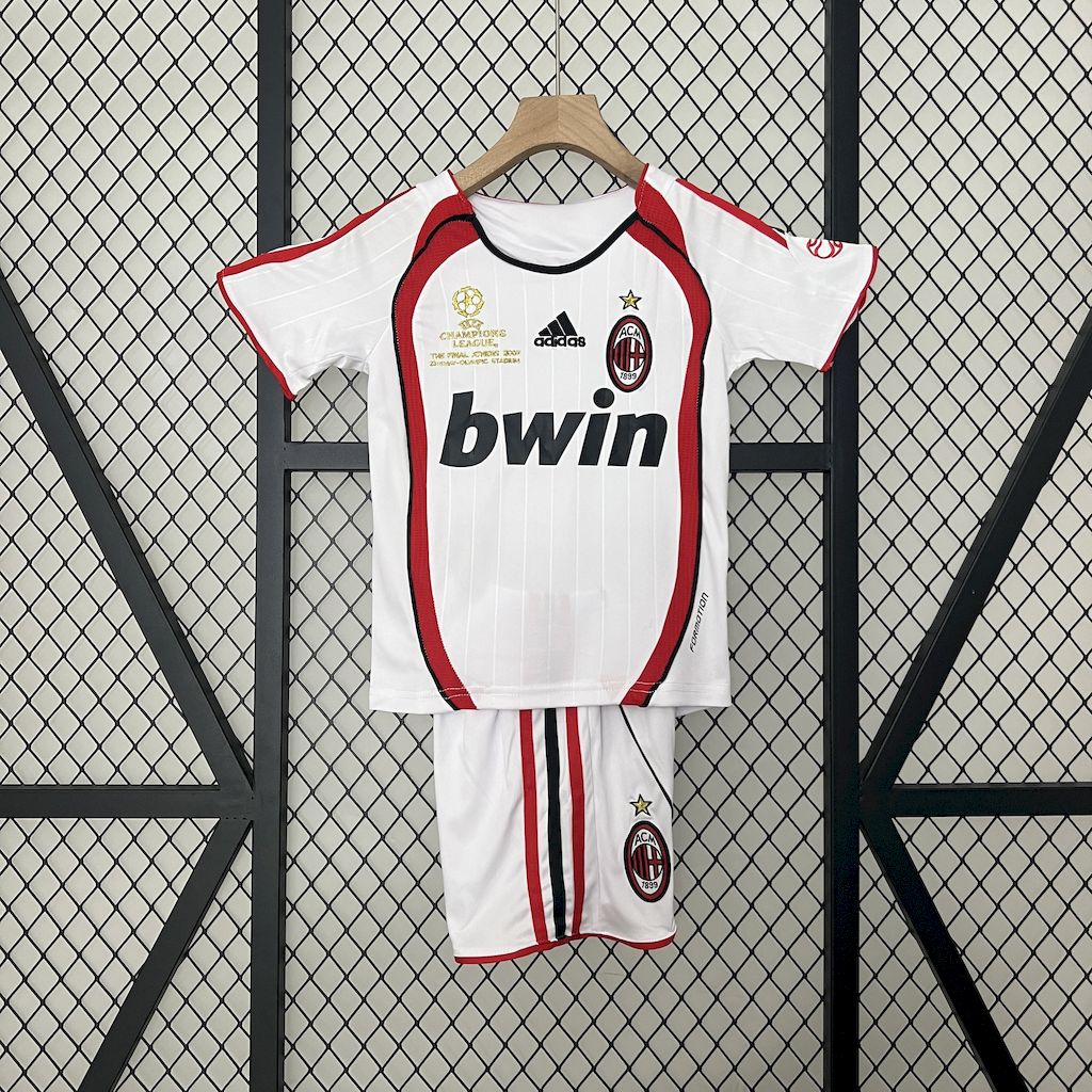 2024081218573583.jpg Retro AC Milan 2006/07 Away Kids Kit - Image 1