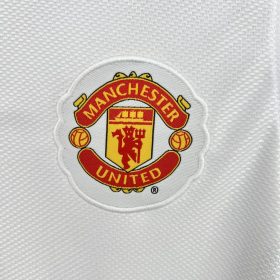 Retro Manchester United 2008/09 Away Jersey - Image 5
