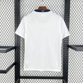 Retro Manchester United 2008/09 Away Jersey - Image 2