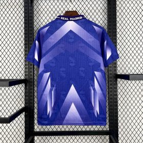 Retro Real Madrid 1996/97 Away Jersey - Image 2