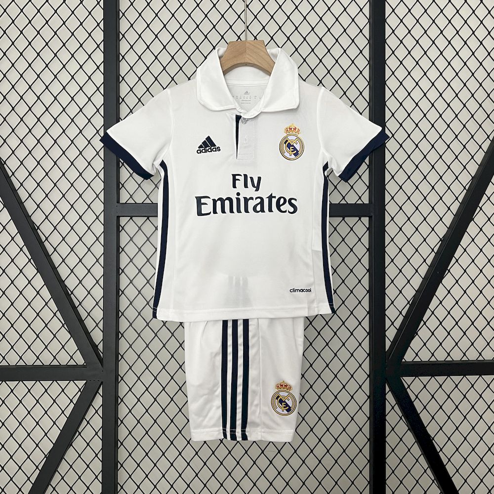 2025032614374222.jpg Retro Real Madrid 2016/17 Home Kids Kit - Image 1