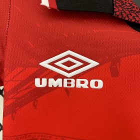 Retro Manchester United 1994/96 Home Kids Kit - Image 7