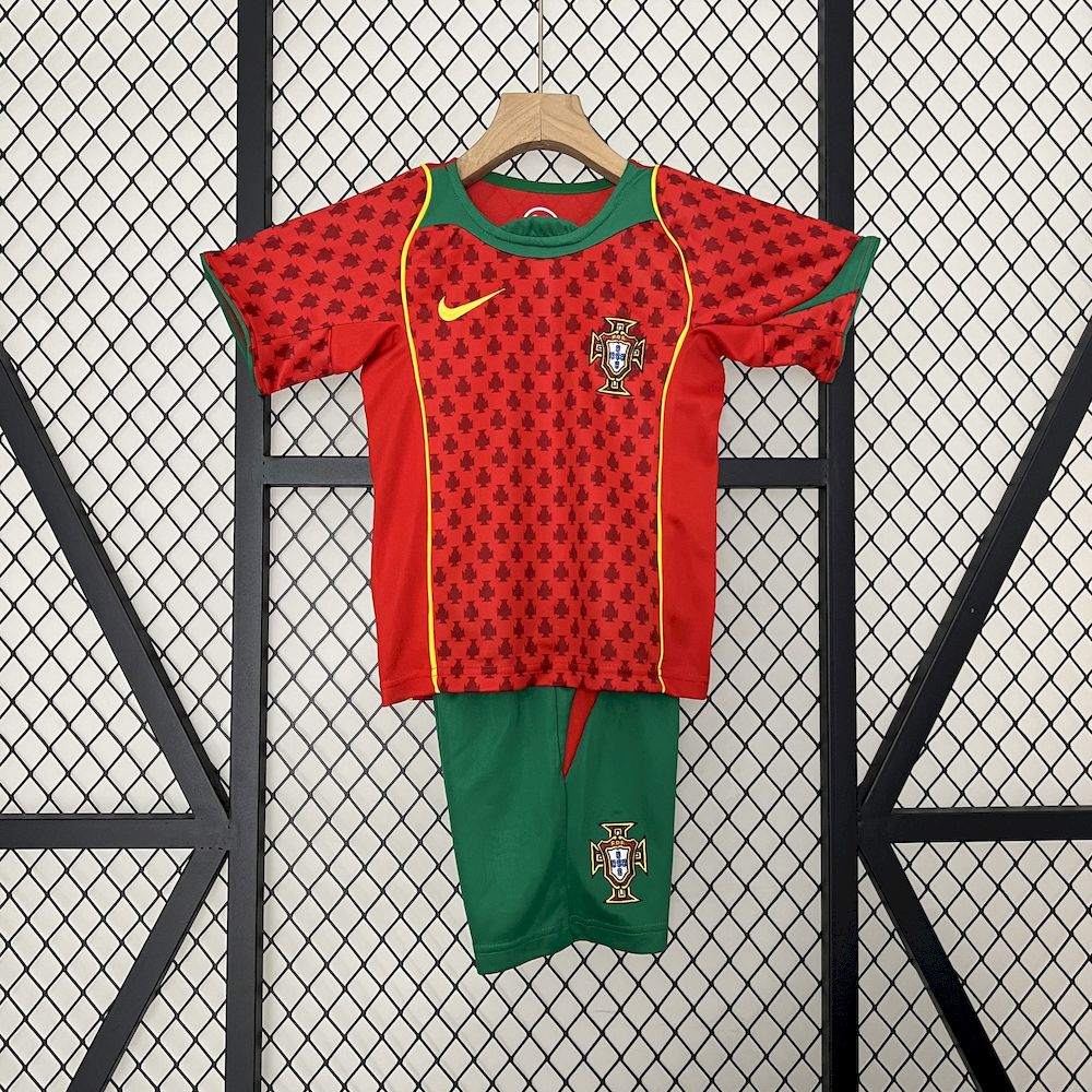 2025040815525343.jpg Retro Portugal 2004 home Kids Kit - Image 1
