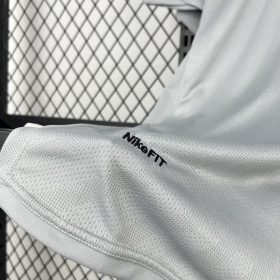 Retro Manchester United 2007/08 Goalkeeper Jersey - Image 4