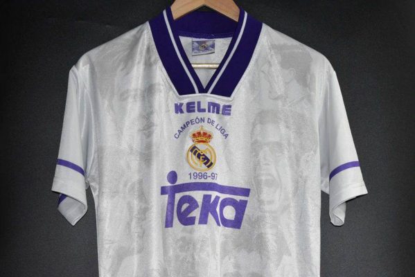 Retro Real Madrid 1996/97 Champions Jersey - Image 3
