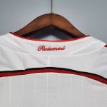 Retro AC Milan 2006/07 Away Jersey - Image 4