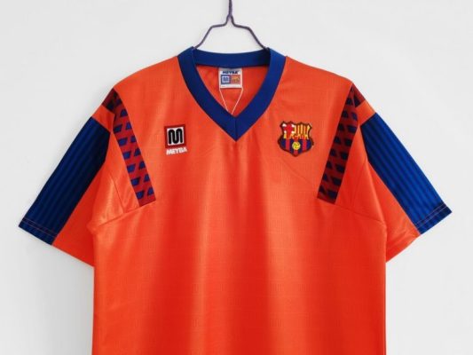 Retro Barcelona 1989/92 Away Jersey - Image 2