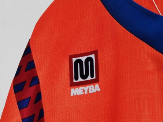 Retro Barcelona 1989/92 Away Jersey - Image 4