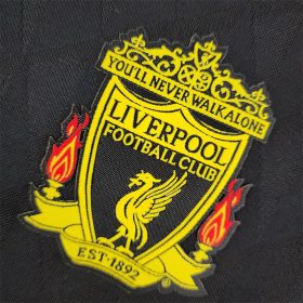 Retro Liverpool 2010/11 Third Jersey - Image 4
