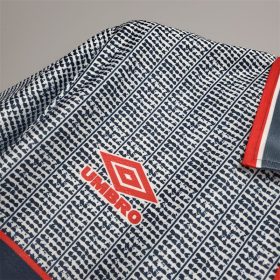 Retro Manchester United 1995/96 Away Jersey - Image 3