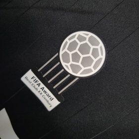 Retro Real Madrid 2006/07 Away Long Sleeve Jersey - Image 5