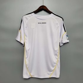 Retro Real Madrid 2009/10 Home Jersey - Image 3
