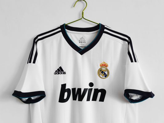 Retro Real Madrid 2012/13 Home Jersey - Image 2